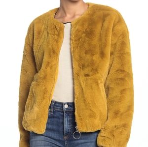 NWT:Ginger Sebby Faux Fur O-Ring Zip Jacket